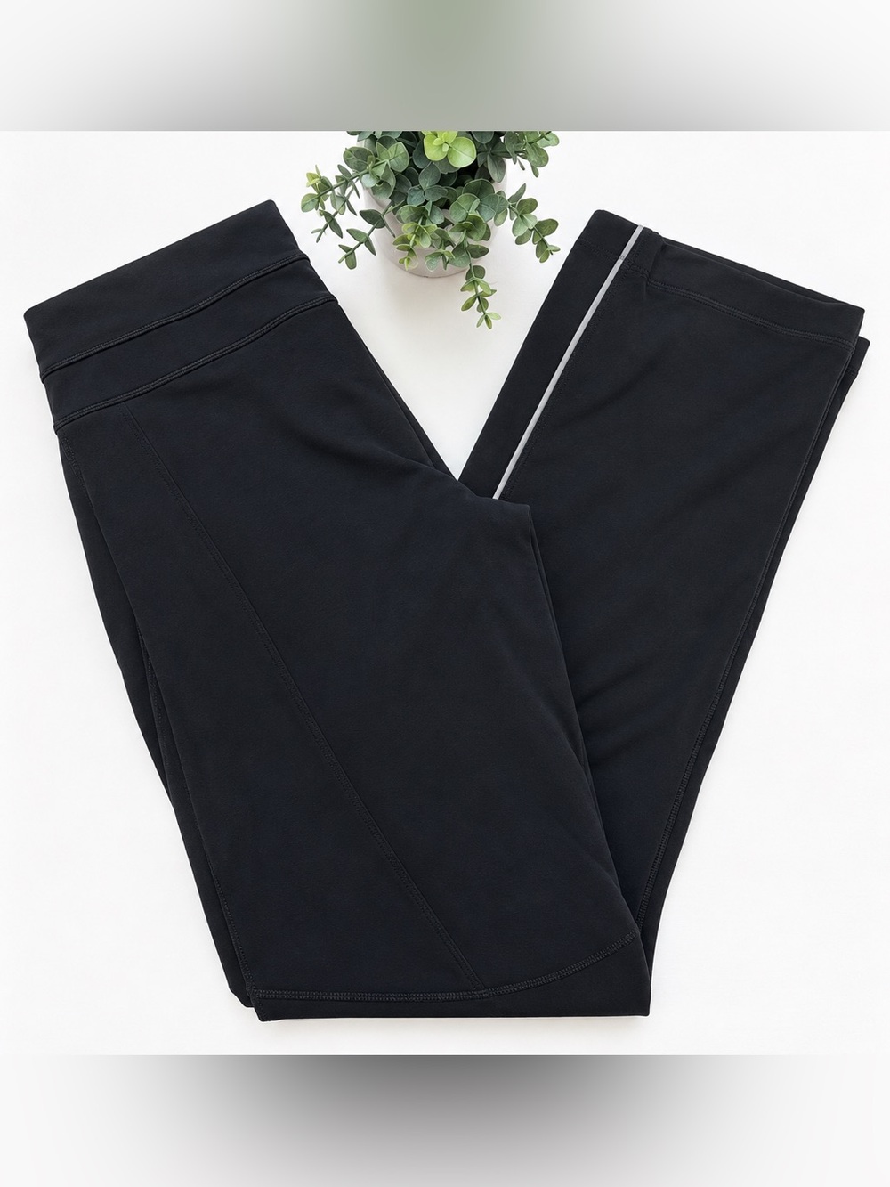 Lululemon Soft Shell Tech Fleece Flare Run Pants